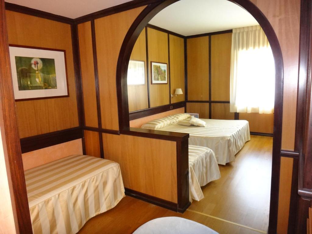 Benny Hotel Catanzaro Oda fotoğraf